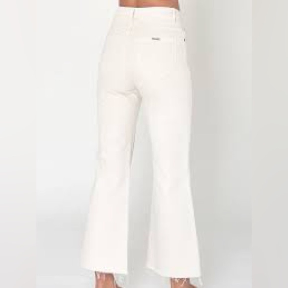 NWT ROLLAS East Coast Flare Ankle in Salt. Perfect color for all year